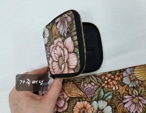 잠실한국문화센터 가죽버닝 강좌입니다
수업 요일;  토요일
수업 문의; 02)415-2998

https://m.blog.naver.com/mini990464/223014534158

수업은
*가죽버닝반/
* 가죽버닝+ 가죽공예 반
  으로 진행하고 있습니다

가죽공에, 버닝,  그림을 같이 배울수 있는 강좌입니다

#잠실한국문화센터   #가죽버닝 #가죽공예
#잠실가죽버닝 #잠실가죽공예
#가락동오금동가죽버닝  평생교육바우처카드 
#거여동풍남동가죽버닝
#강동가죽버닝 #하남가죽버닝 #강남가죽버닝
#잠실가죽공예자격증